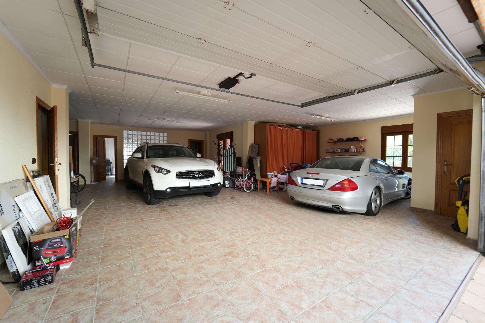 Villa met 8 Slaapkamers in Campoamor, Orihuela Costa - Image 19