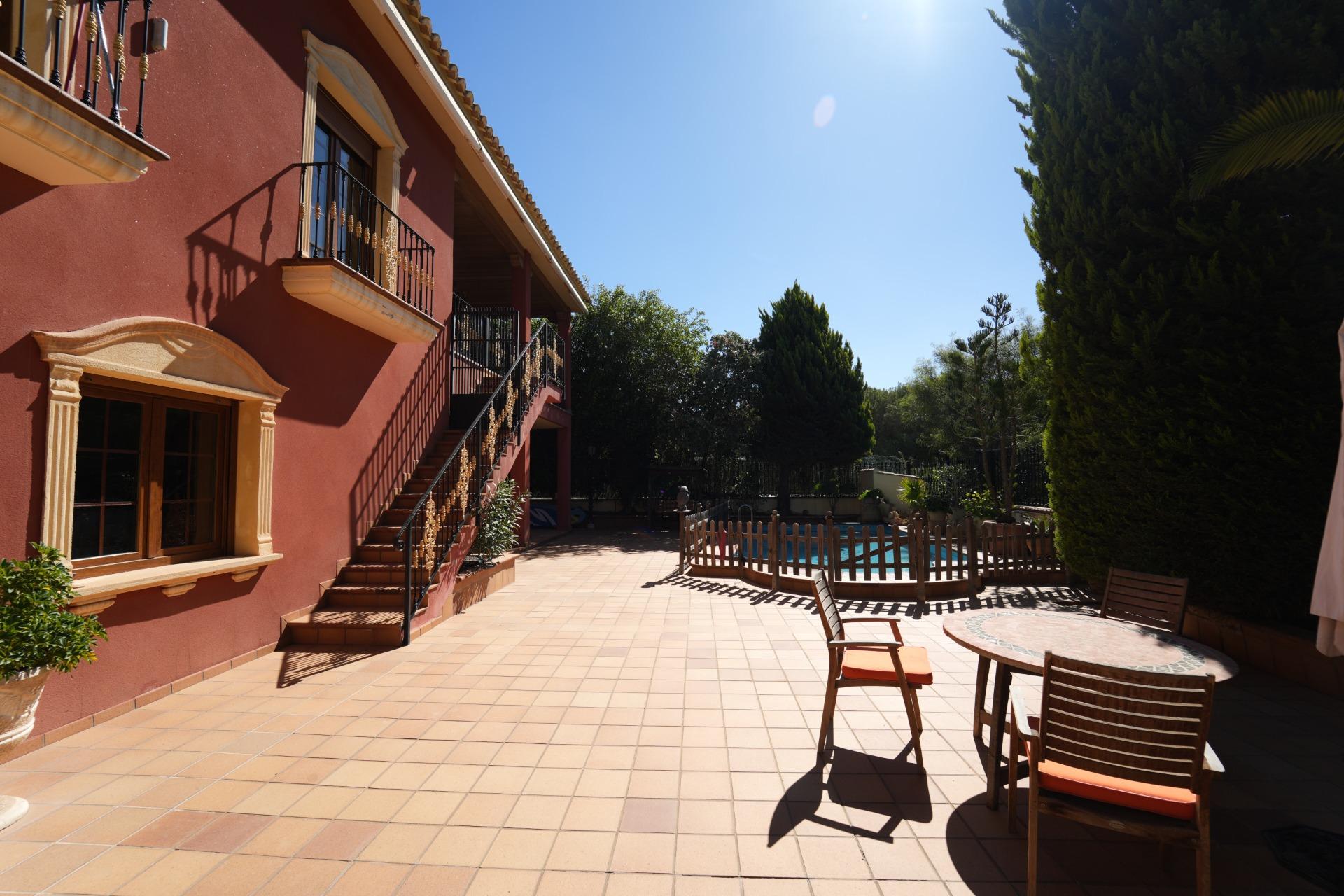 Villa met 8 Slaapkamers in Campoamor, Orihuela Costa - Image 21