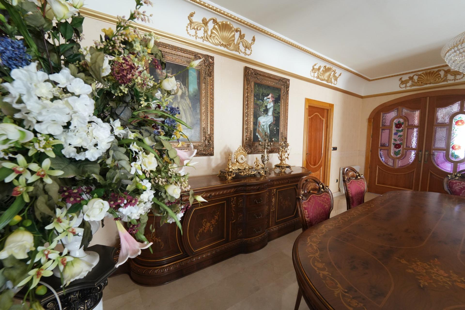 Villa met 8 Slaapkamers in Campoamor, Orihuela Costa - Image 48