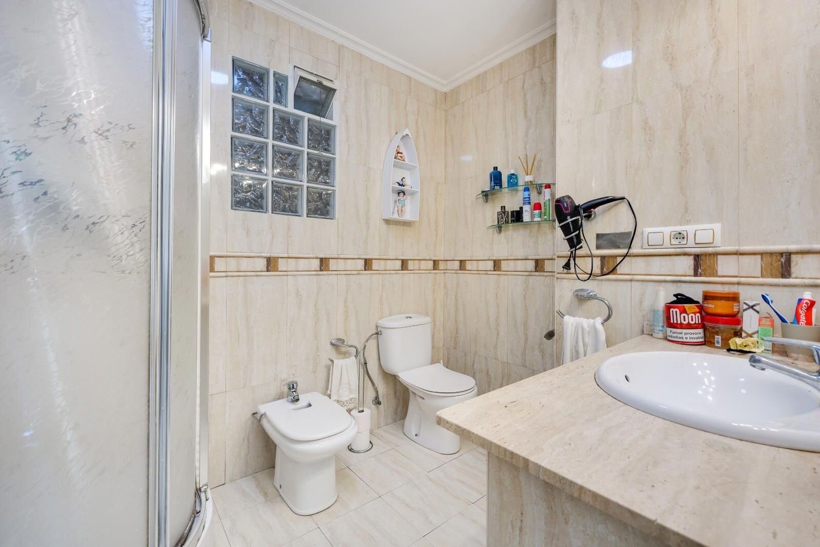 5-Bedroom Apartment in Torrevieja, Torrevieja - Image 19