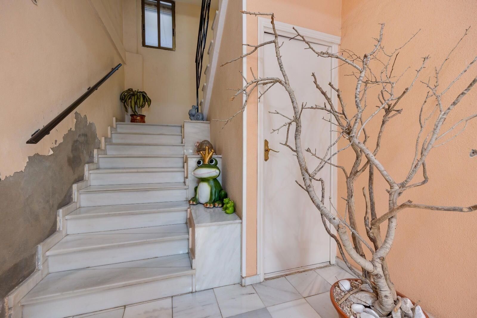5-Bedroom Apartment in Torrevieja, Torrevieja - Image 3