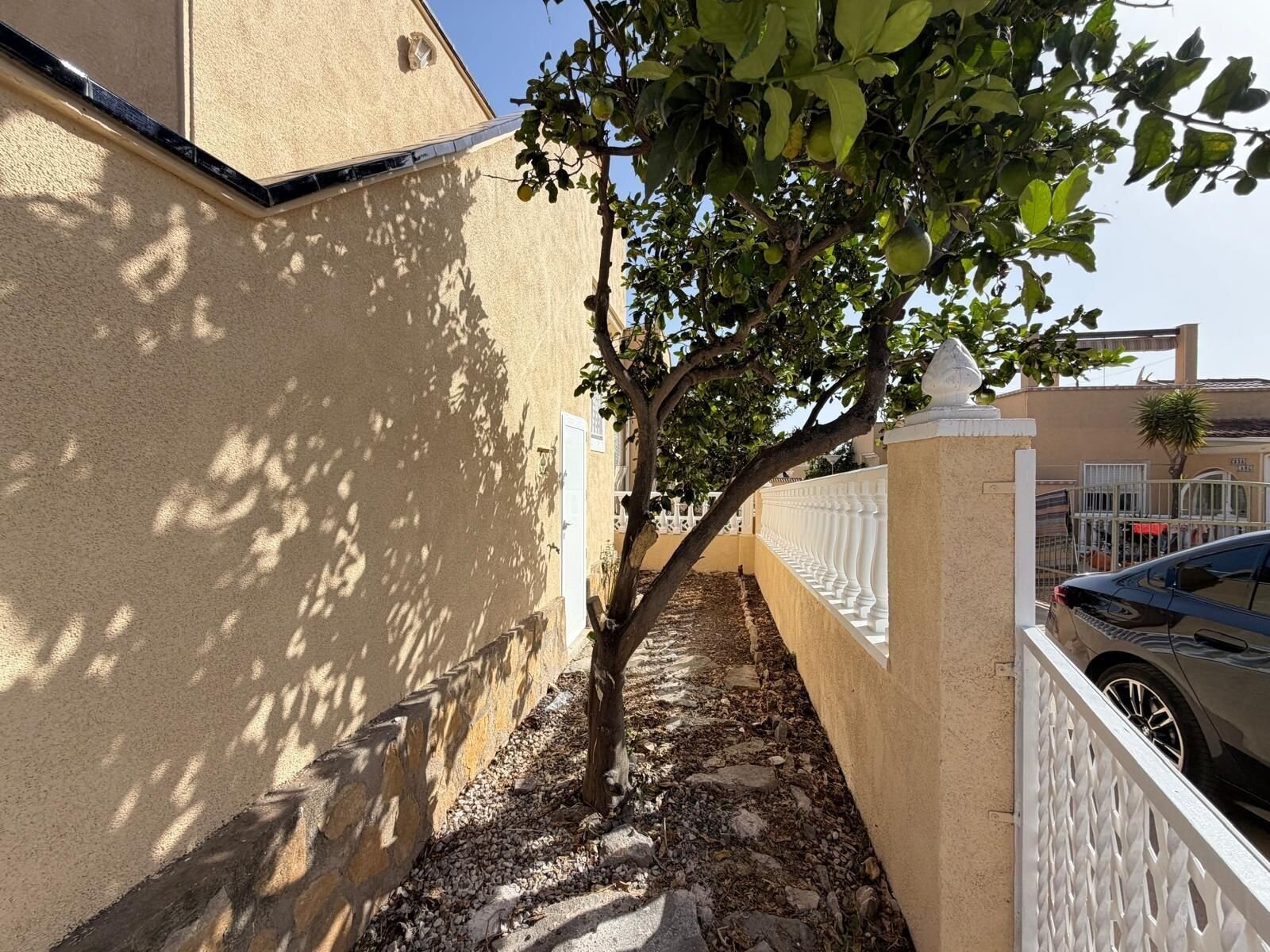 2-Bedroom House in Sector 25, Torrevieja - Image 3