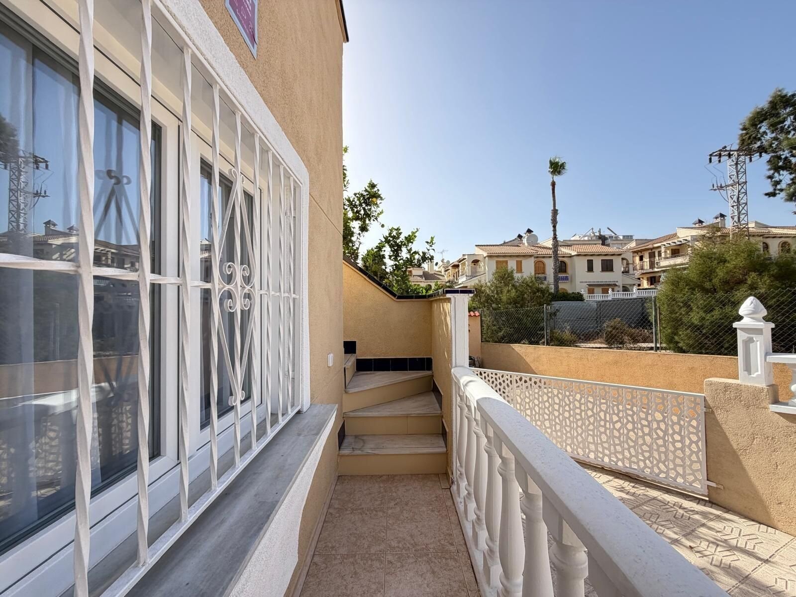 2-Bedroom House in Sector 25, Torrevieja - Image 42