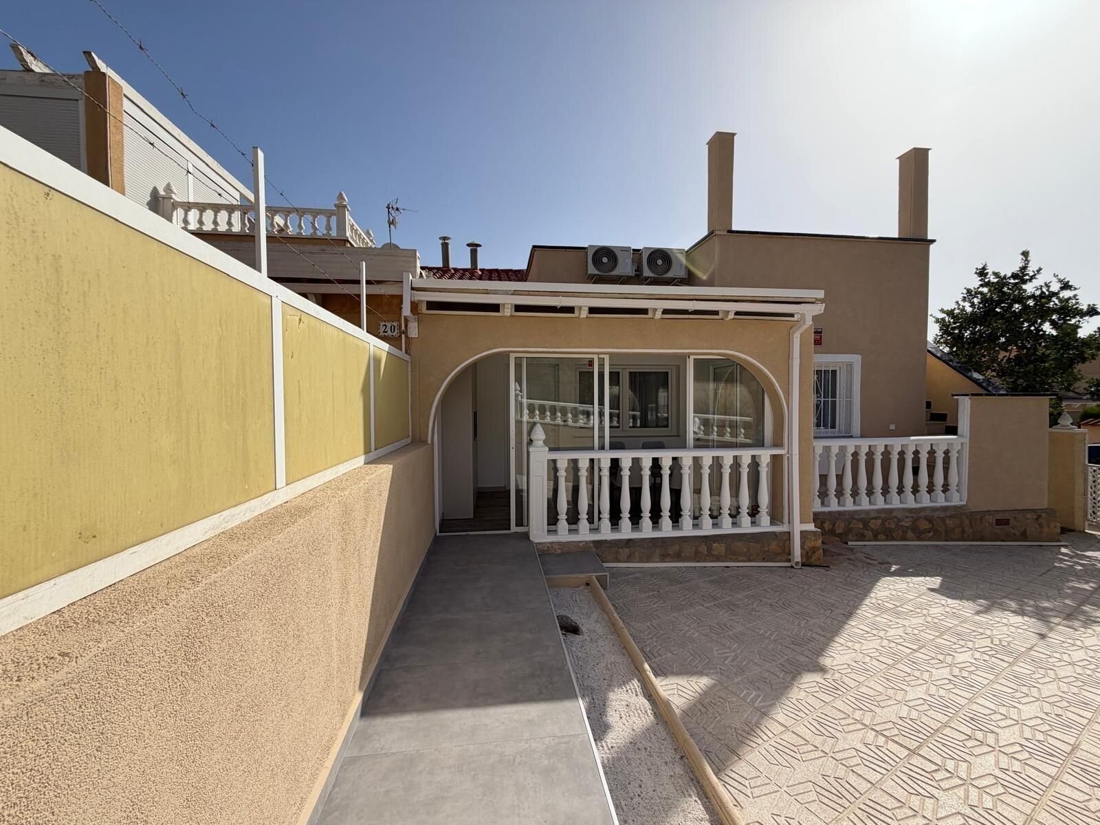 2-Bedroom House in Sector 25, Torrevieja - Image 5