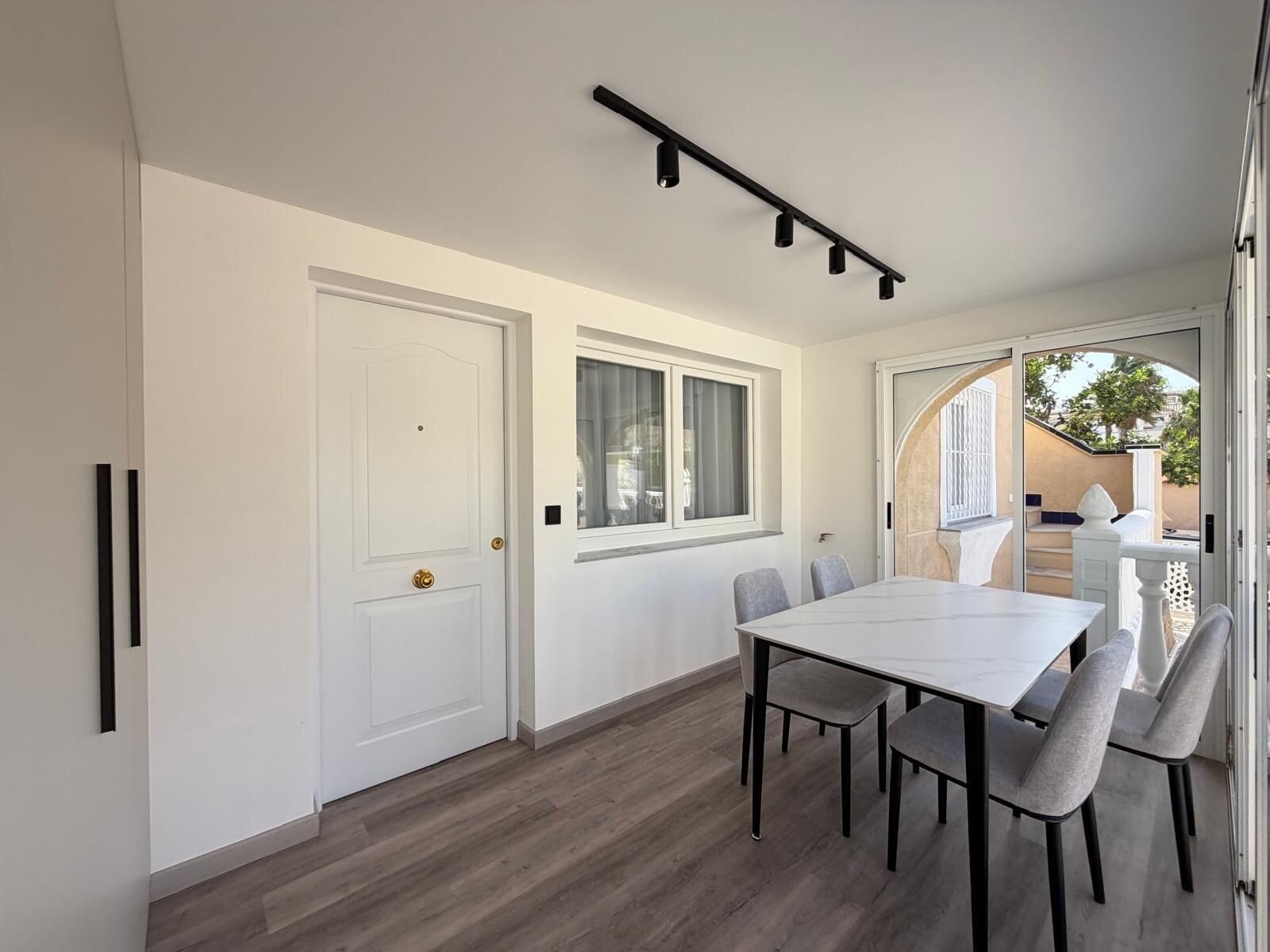 2-Bedroom House in Sector 25, Torrevieja - Image 7