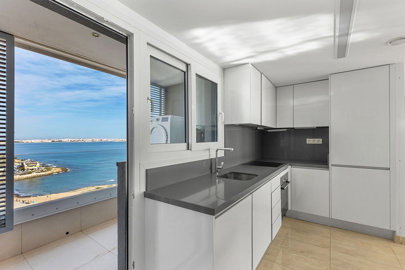 Penthous z 3 Sypialniami w Punta Prima, Torrevieja - Image 19