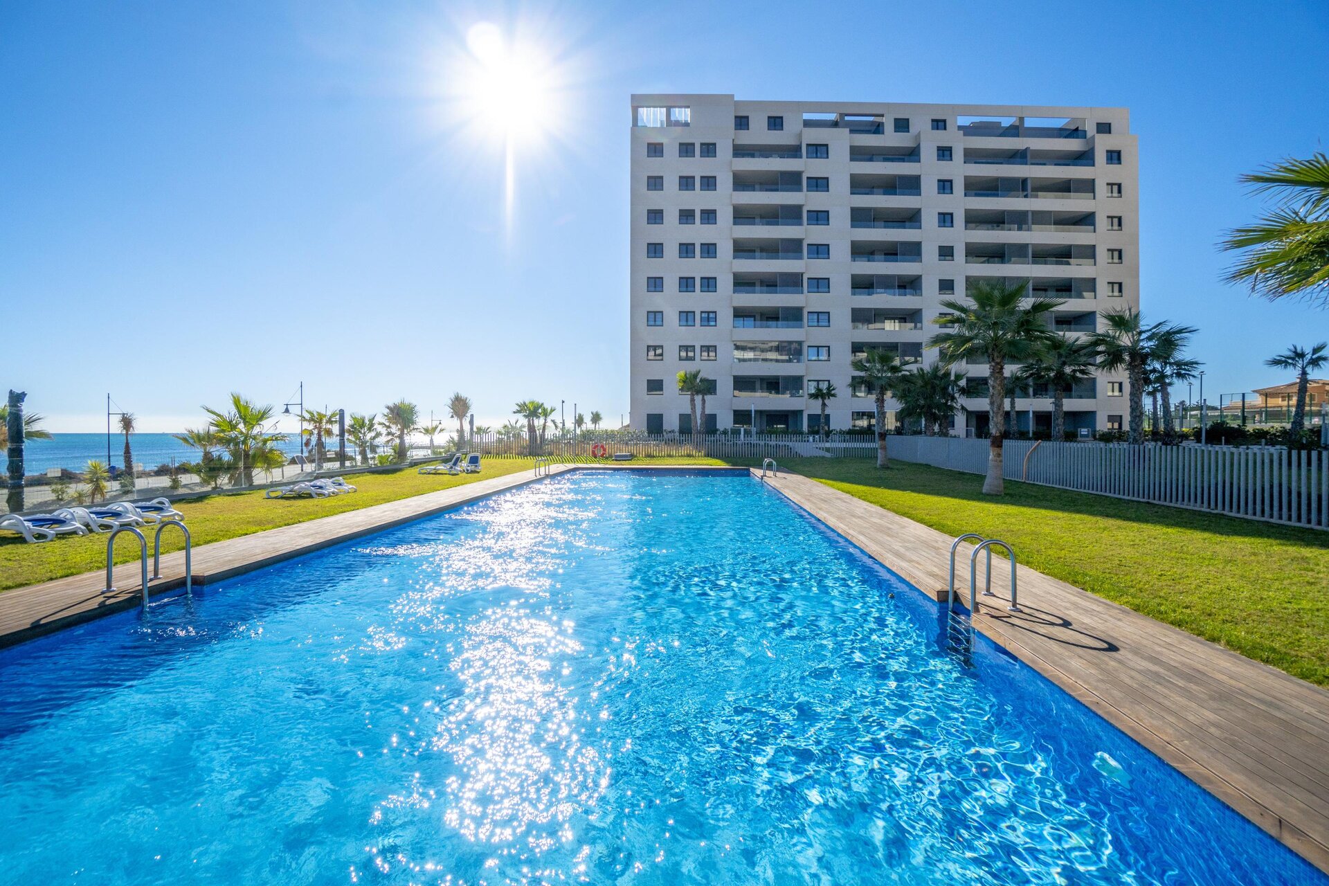 Penthous z 3 Sypialniami w Punta Prima, Torrevieja - Image 38