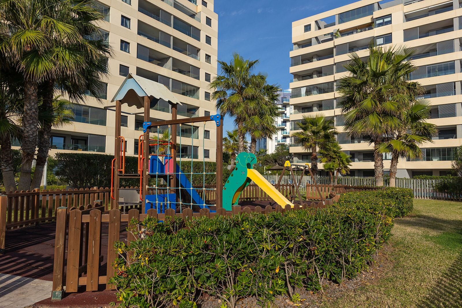 Penthous z 3 Sypialniami w Punta Prima, Torrevieja - Image 39