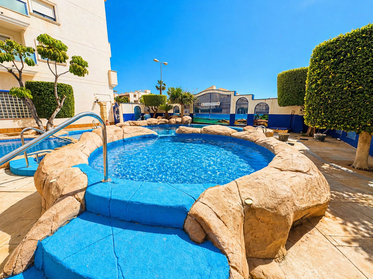 2-Bedroom Apartment in Campoamor, Orihuela Costa - Image 2