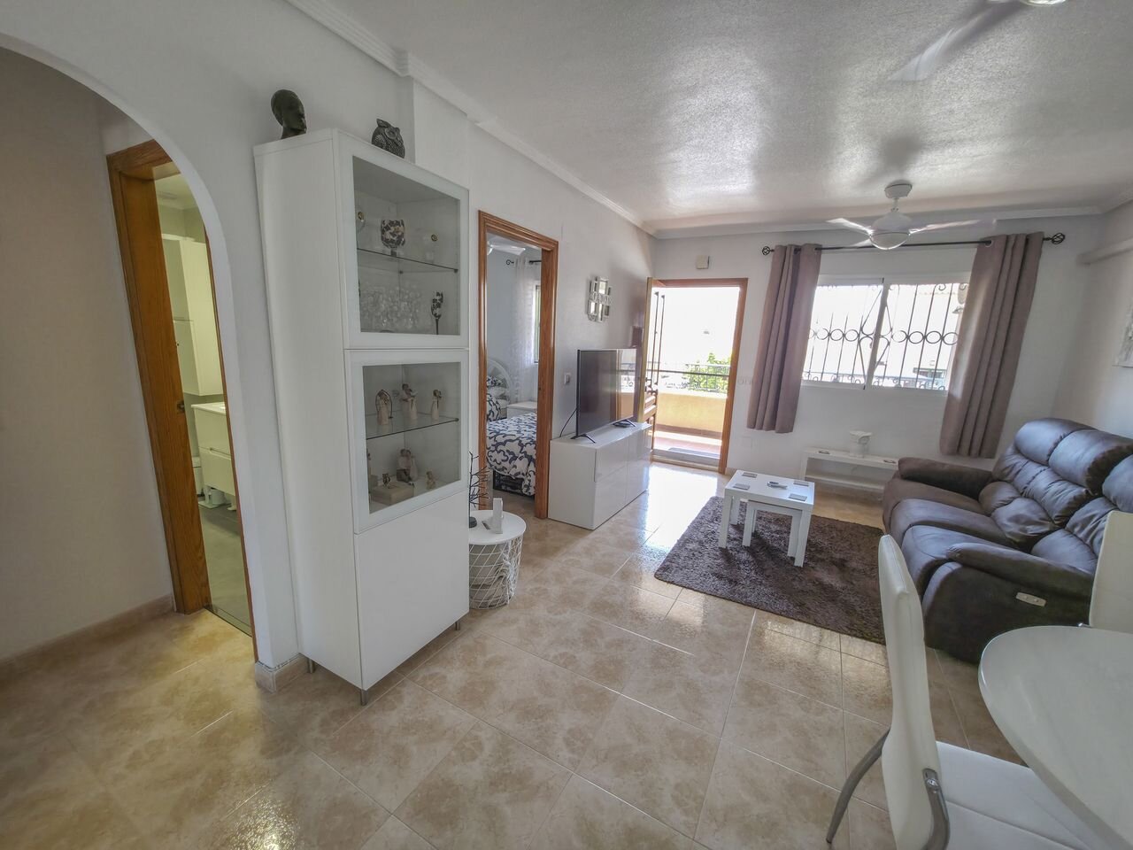 2-Bedroom Apartment in Las Filipinas, Orihuela Costa - Image 16