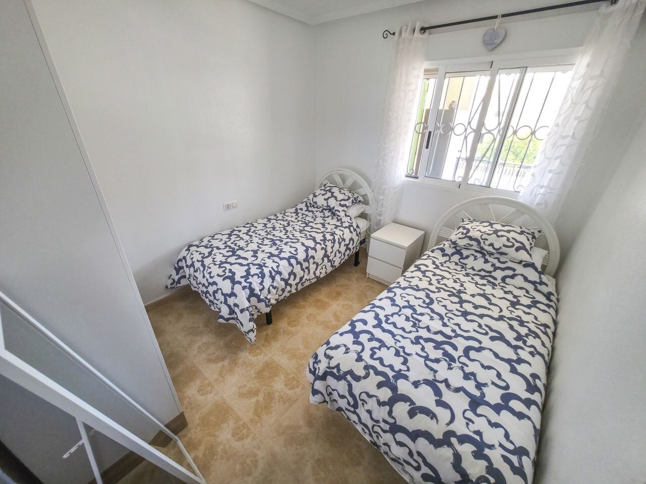 2-Bedroom Apartment in Las Filipinas, Orihuela Costa - Image 25