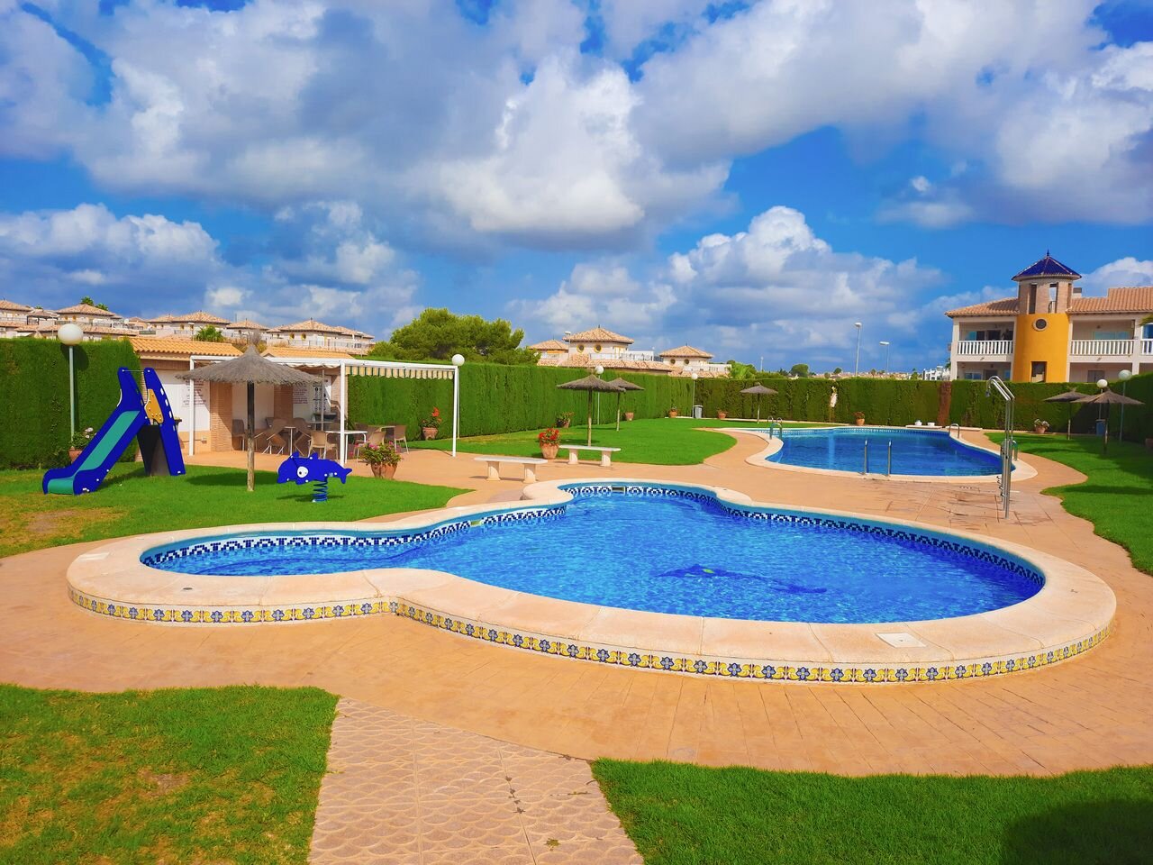 2-Bedroom Apartment in Las Filipinas, Orihuela Costa - Image 33