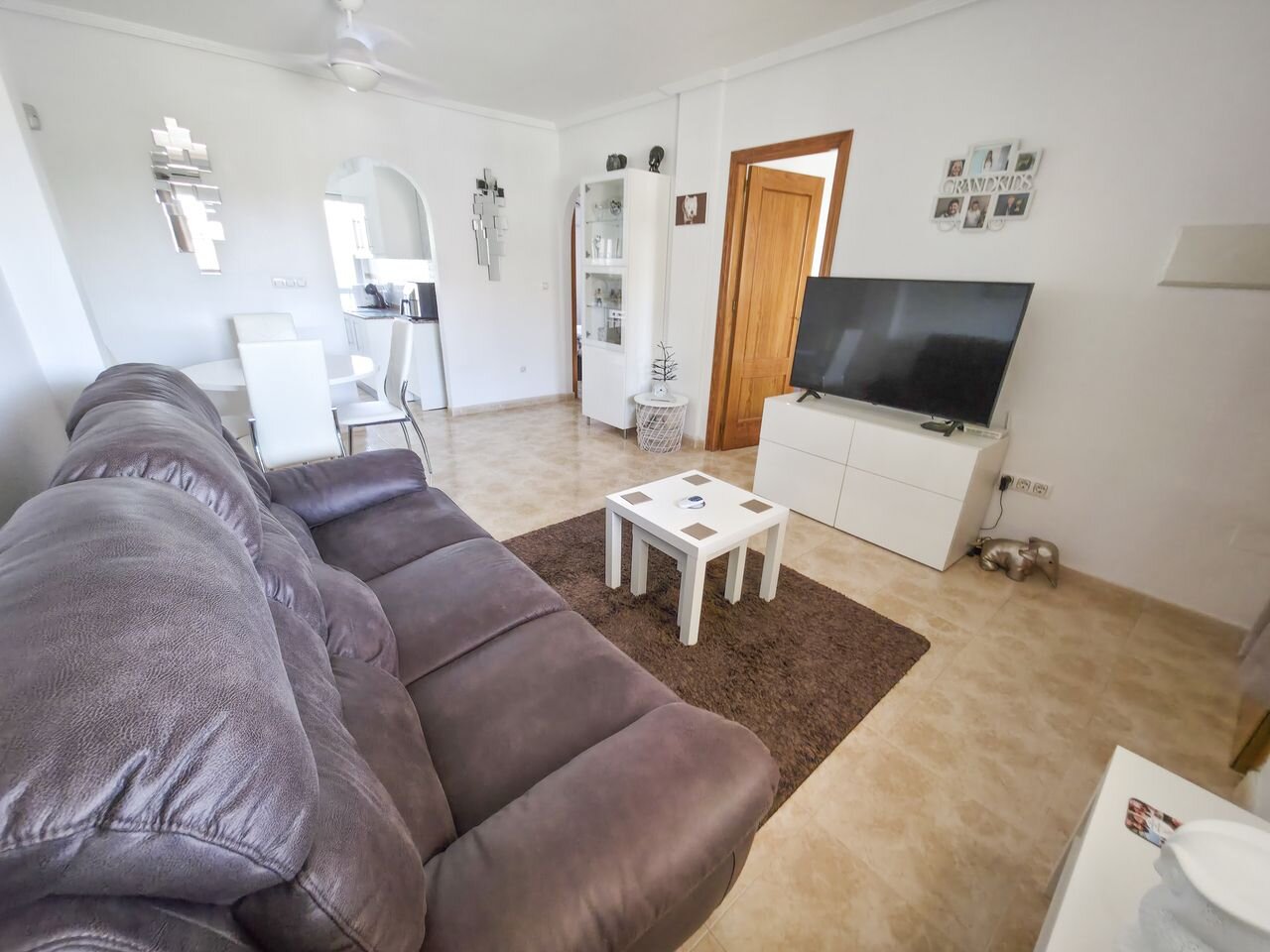 2-Bedroom Apartment in Las Filipinas, Orihuela Costa - Image 7