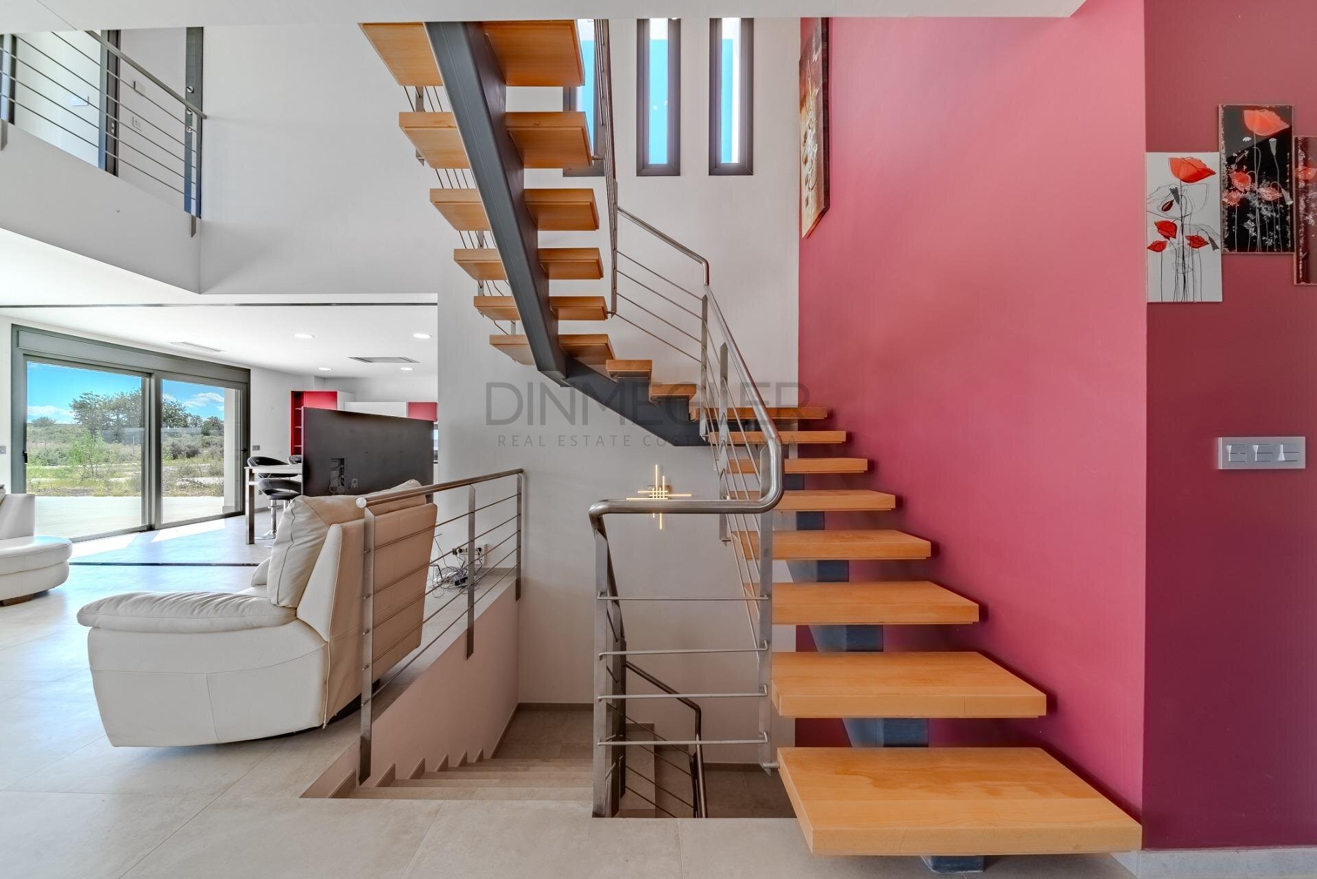 5-Bedroom Villa in La Marina - Image 34