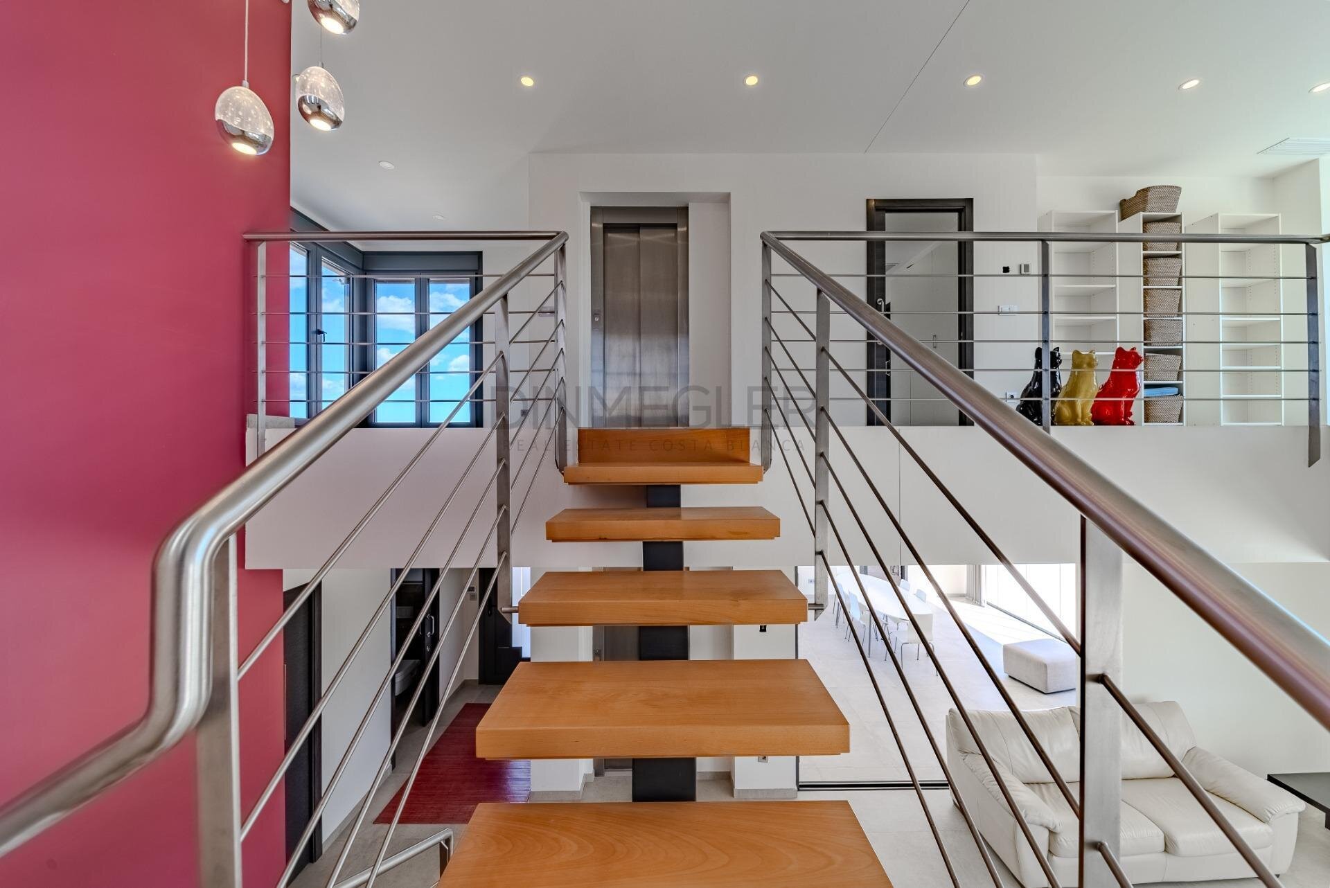 5-Bedroom Villa in La Marina - Image 36