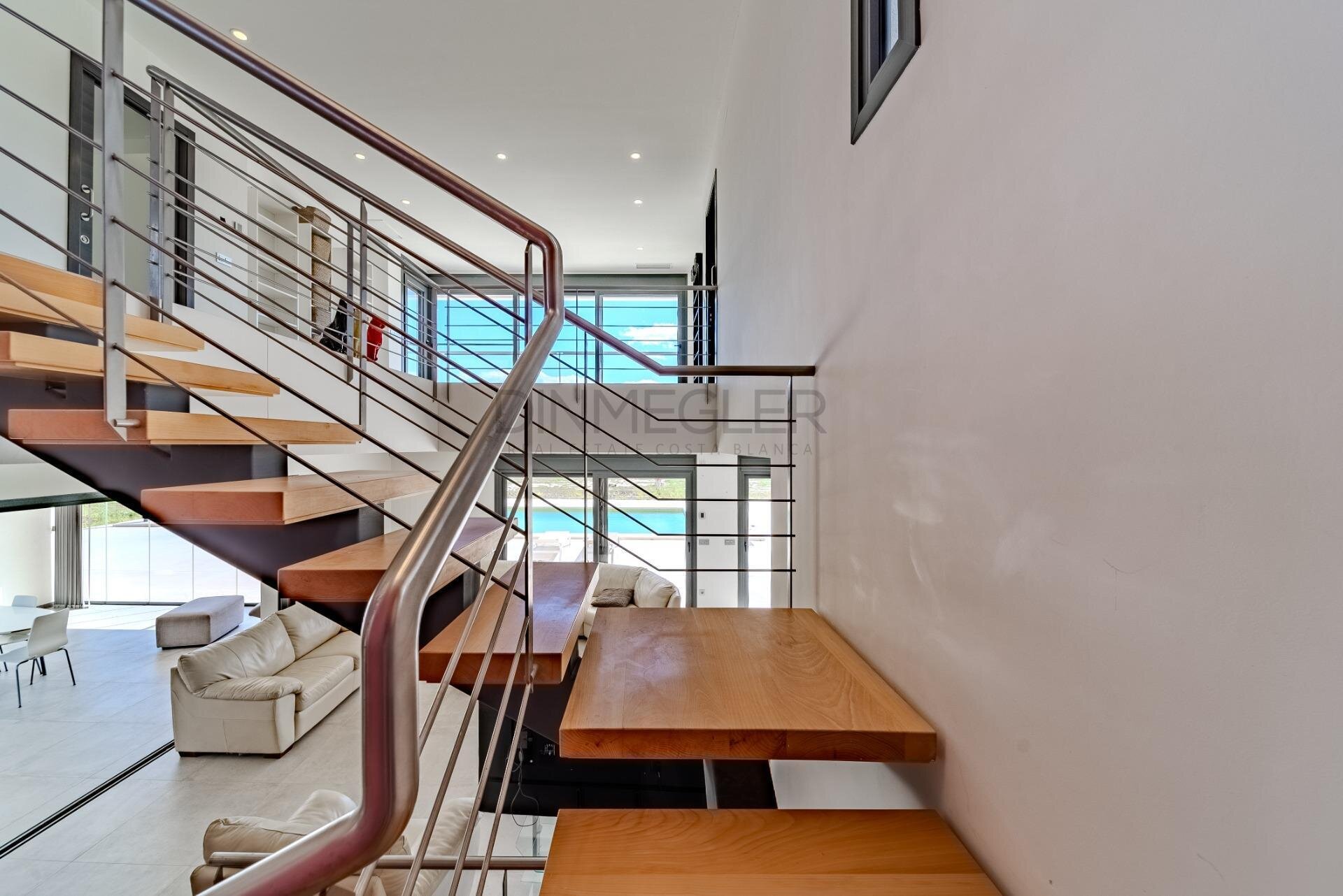 5-Bedroom Villa in La Marina - Image 38