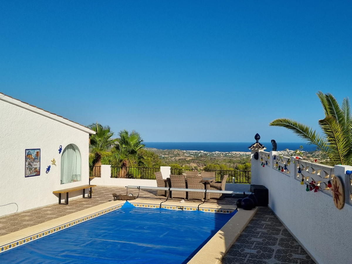 3-Bedroom Detached House in La Nucia | Sunny Casas - Cos... - Image 3