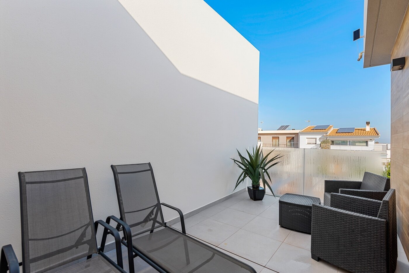 4-Bedroom Villa in Rojales - Image 17