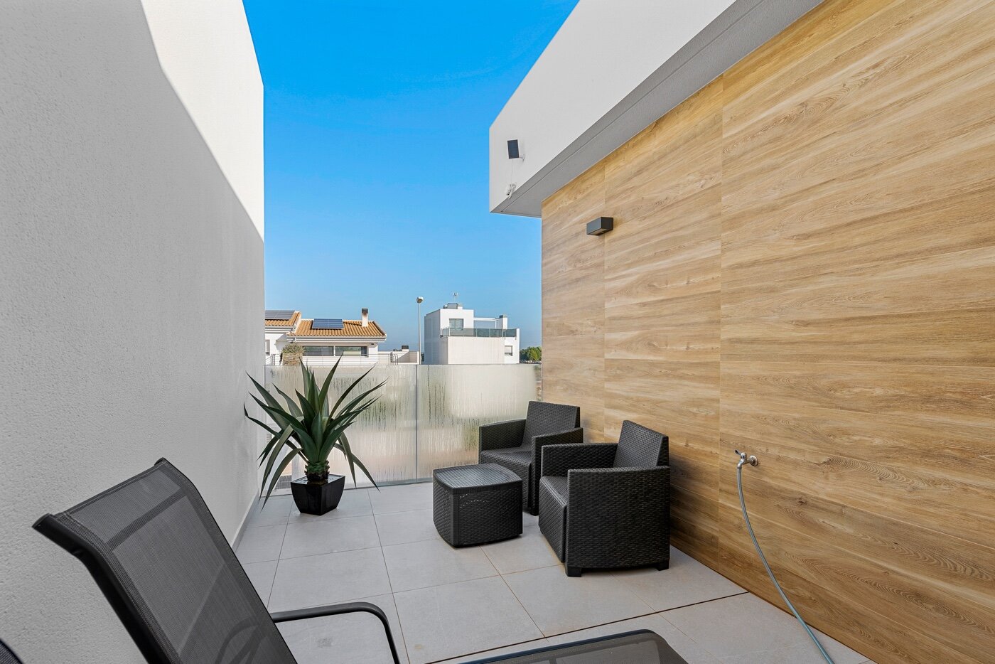 4-Bedroom Villa in Rojales - Image 18