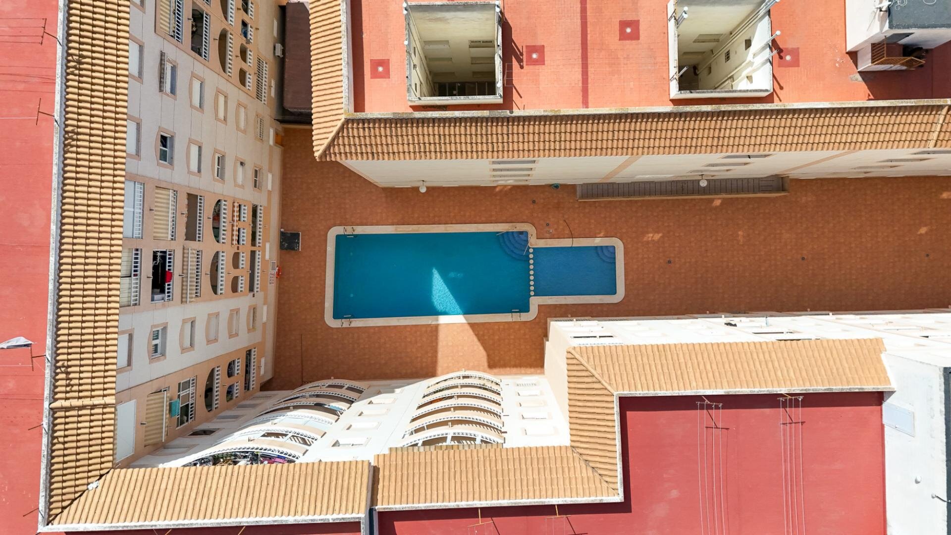 2-Bedroom Apartment in Torrevieja, Torrevieja - Image 19