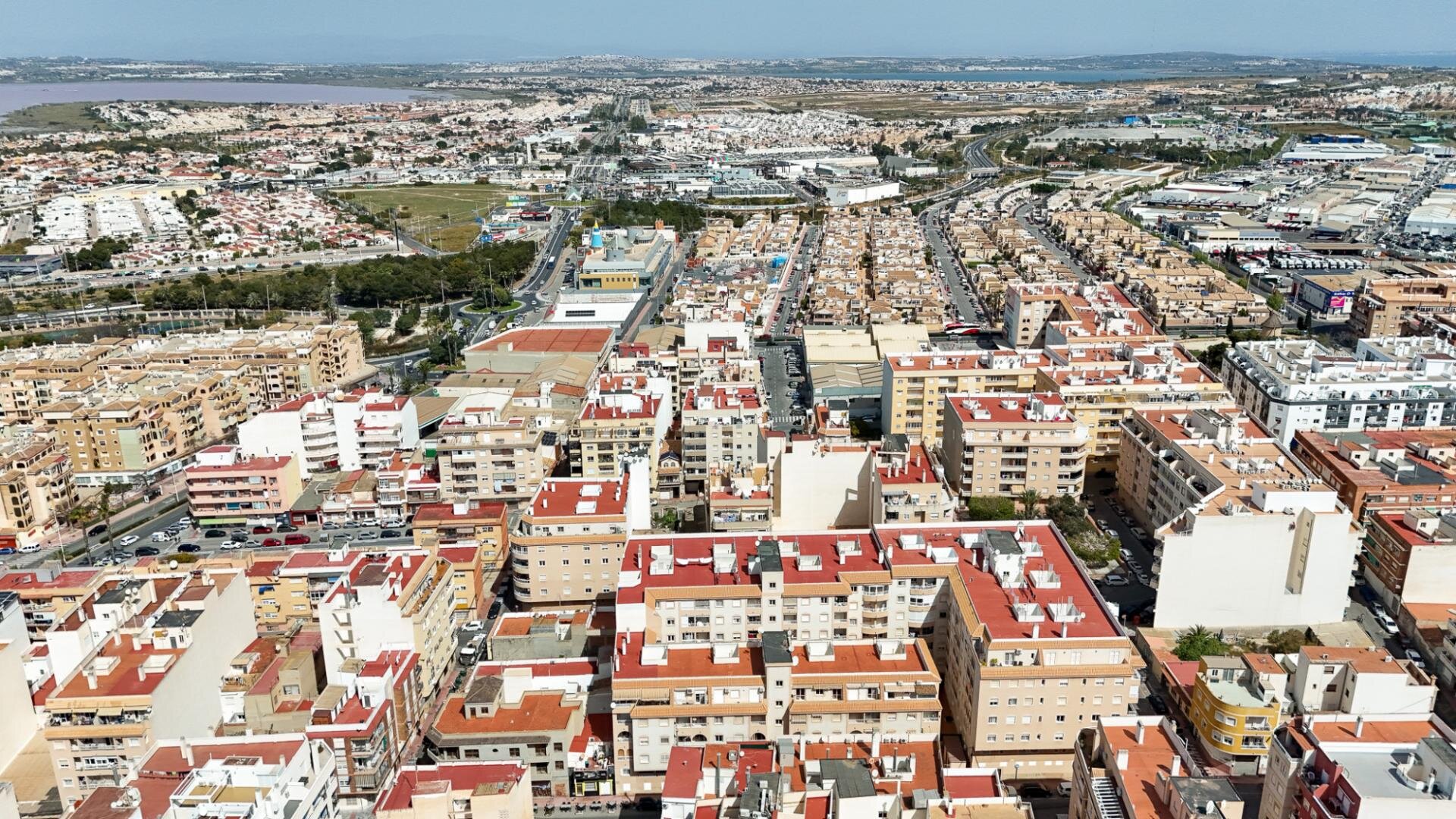 2-Bedroom Apartment in Torrevieja, Torrevieja - Image 21