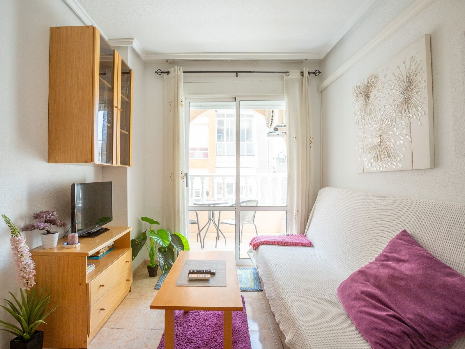 2-Bedroom Apartment in Torrevieja, Torrevieja - Image 3