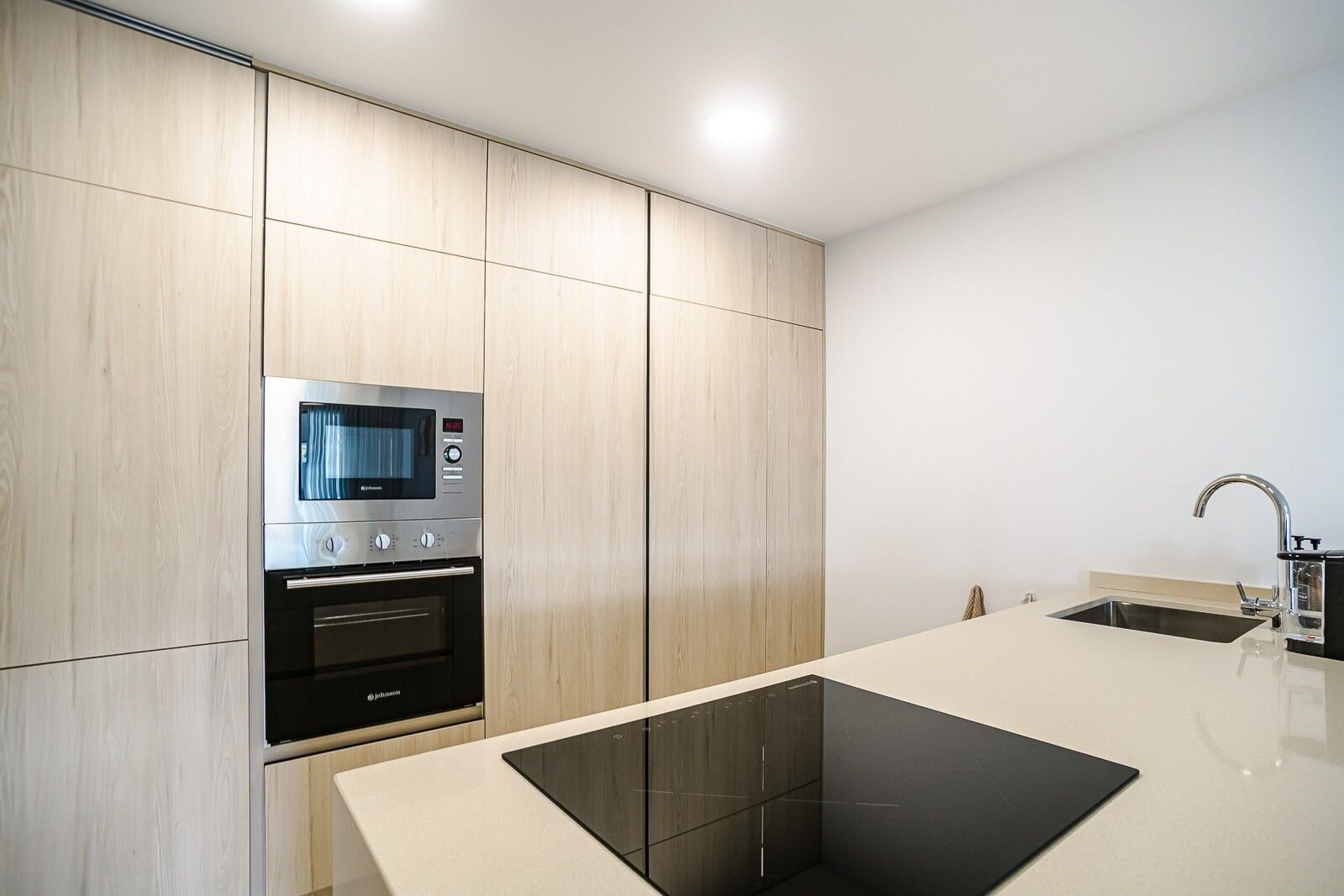 2-Bedroom Penthouse in Lomas de Cabo Roig, Orihuela Costa - Image 11