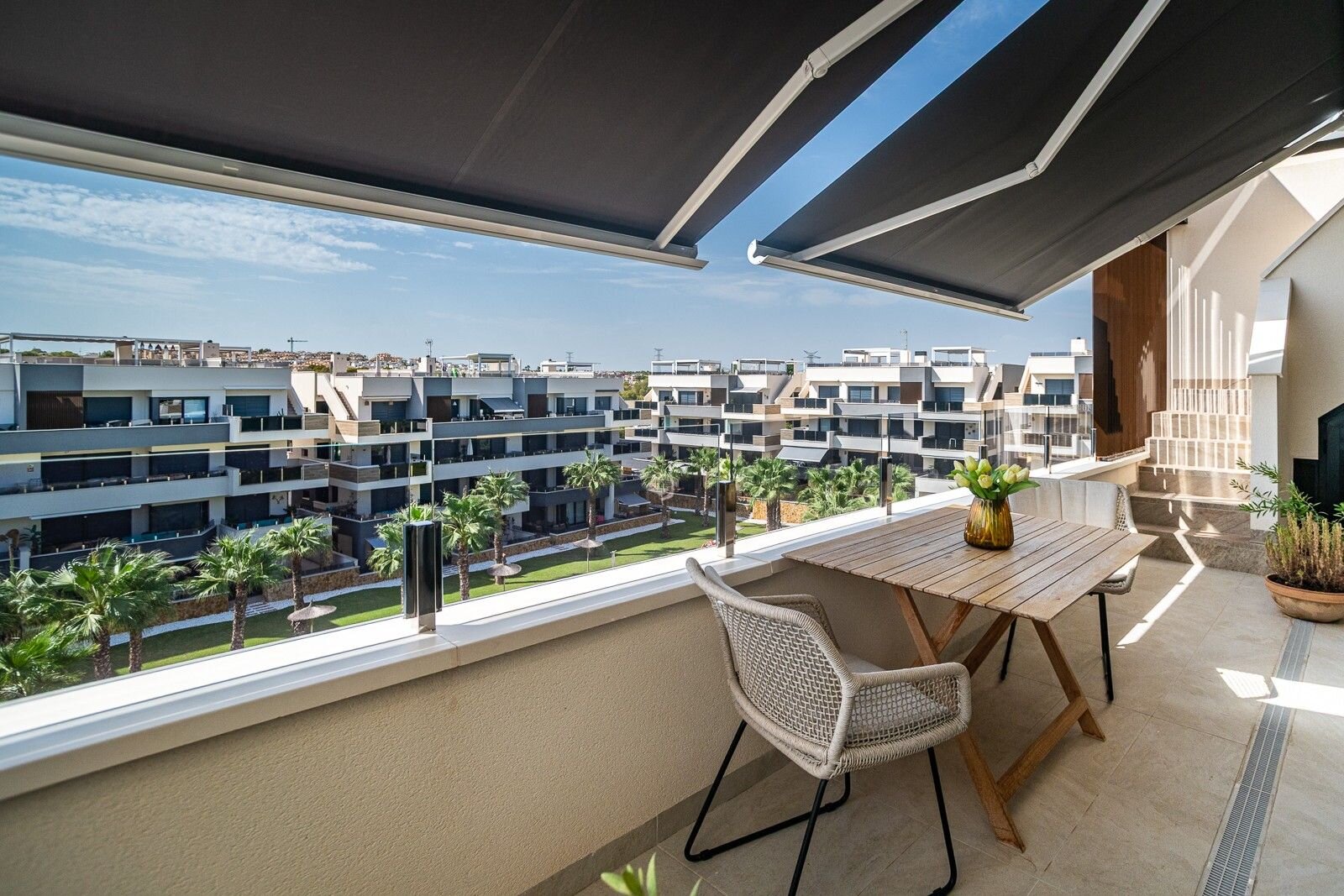 2-Bedroom Penthouse in Lomas de Cabo Roig, Orihuela Costa - Image 23