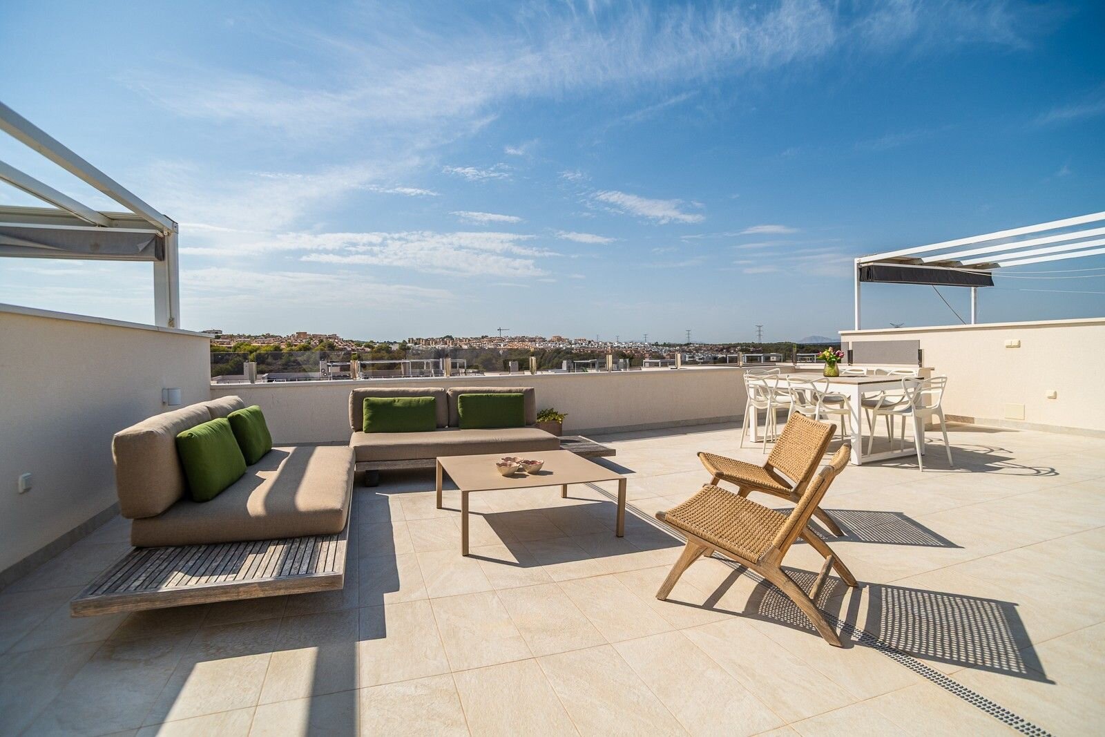 2-Bedroom Penthouse in Lomas de Cabo Roig, Orihuela Costa - Image 29