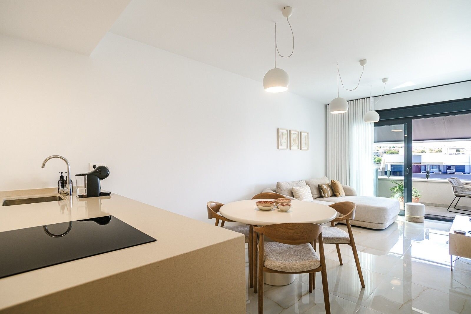 2-Bedroom Penthouse in Lomas de Cabo Roig, Orihuela Costa - Image 9