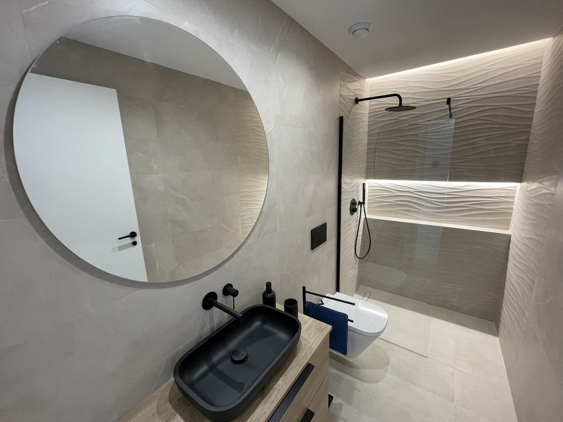 3-Bedroom Detached House in Molina de Segura - Image 6