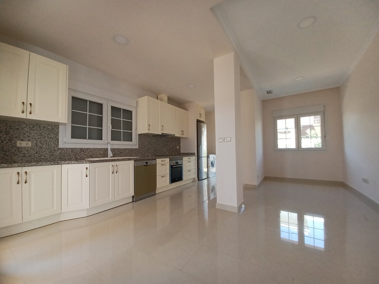 4-Bedroom Villa in Costa Blanca, Cabo Roig - Image 14