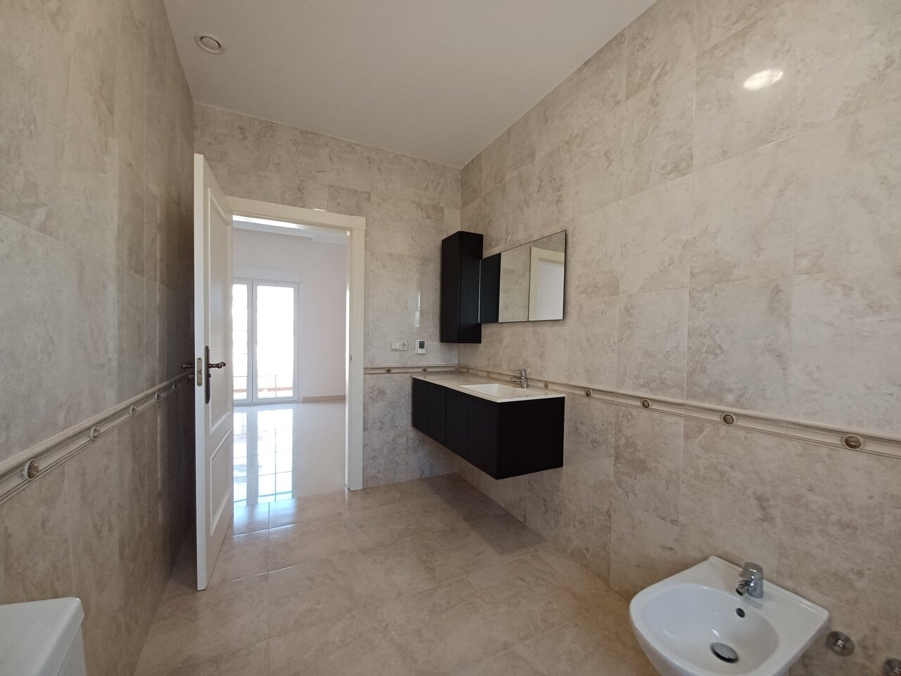 4-Bedroom Villa in Costa Blanca, Cabo Roig - Image 25