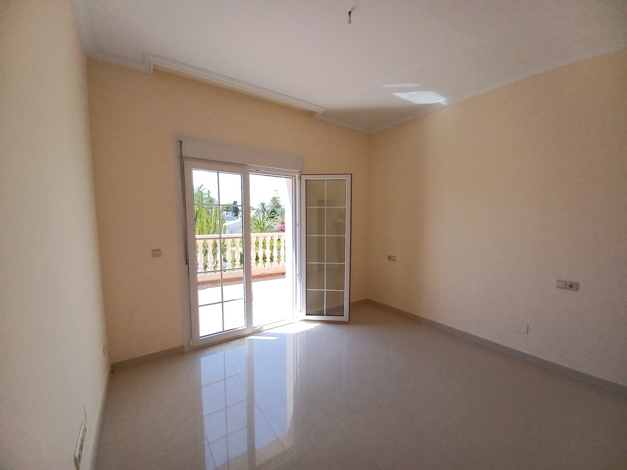 4-Bedroom Villa in Costa Blanca, Cabo Roig - Image 27