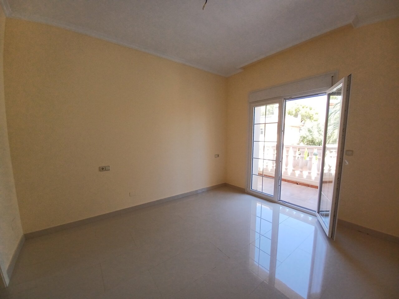 4-Bedroom Villa in Costa Blanca, Cabo Roig - Image 32