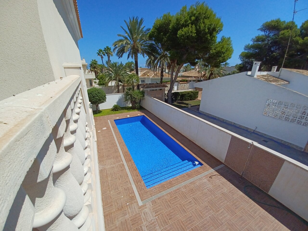 4-Bedroom Villa in Costa Blanca, Cabo Roig - Image 40