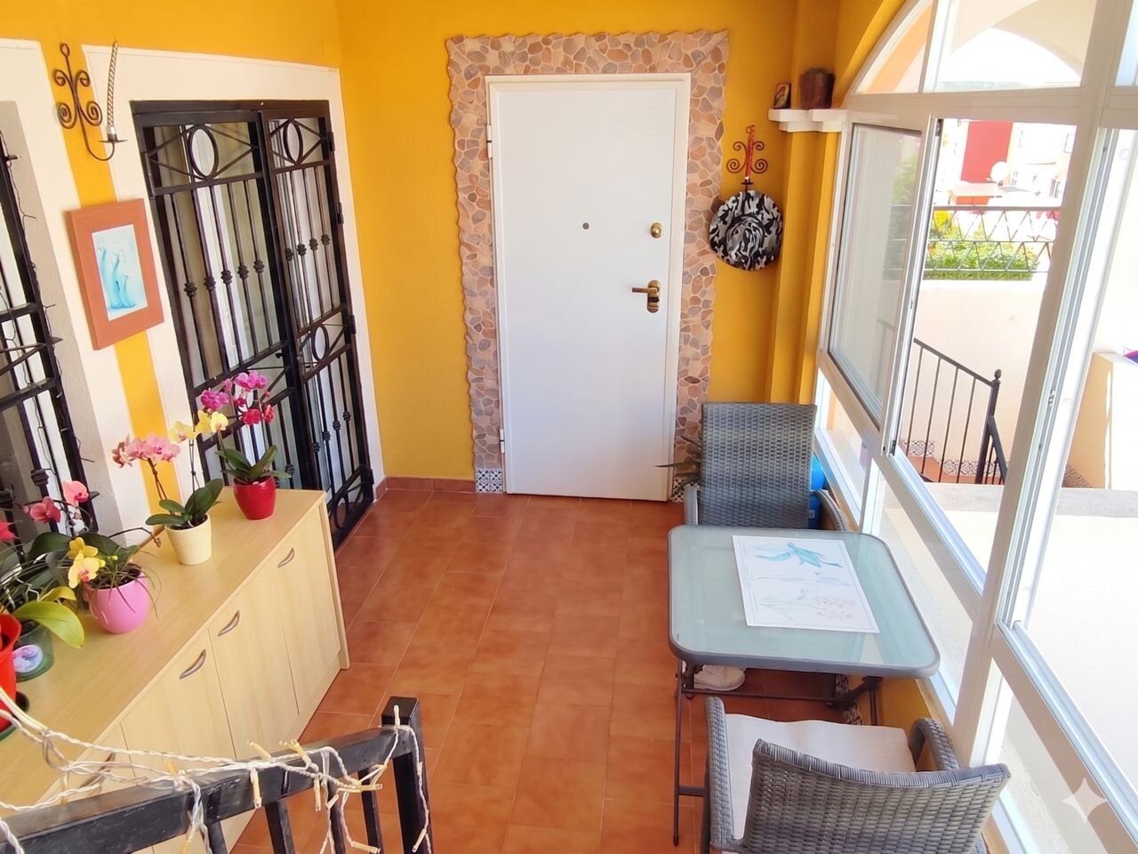 2-Bedroom Apartment in La Siesta, Torrevieja - Image 5