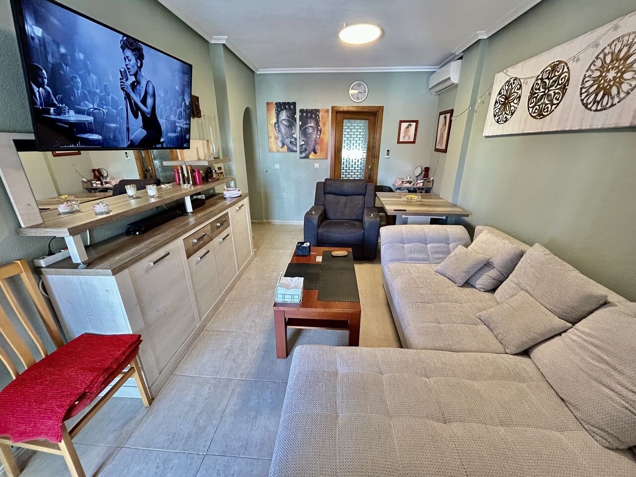 2-Bedroom Apartment in La Siesta, Torrevieja - Image 8