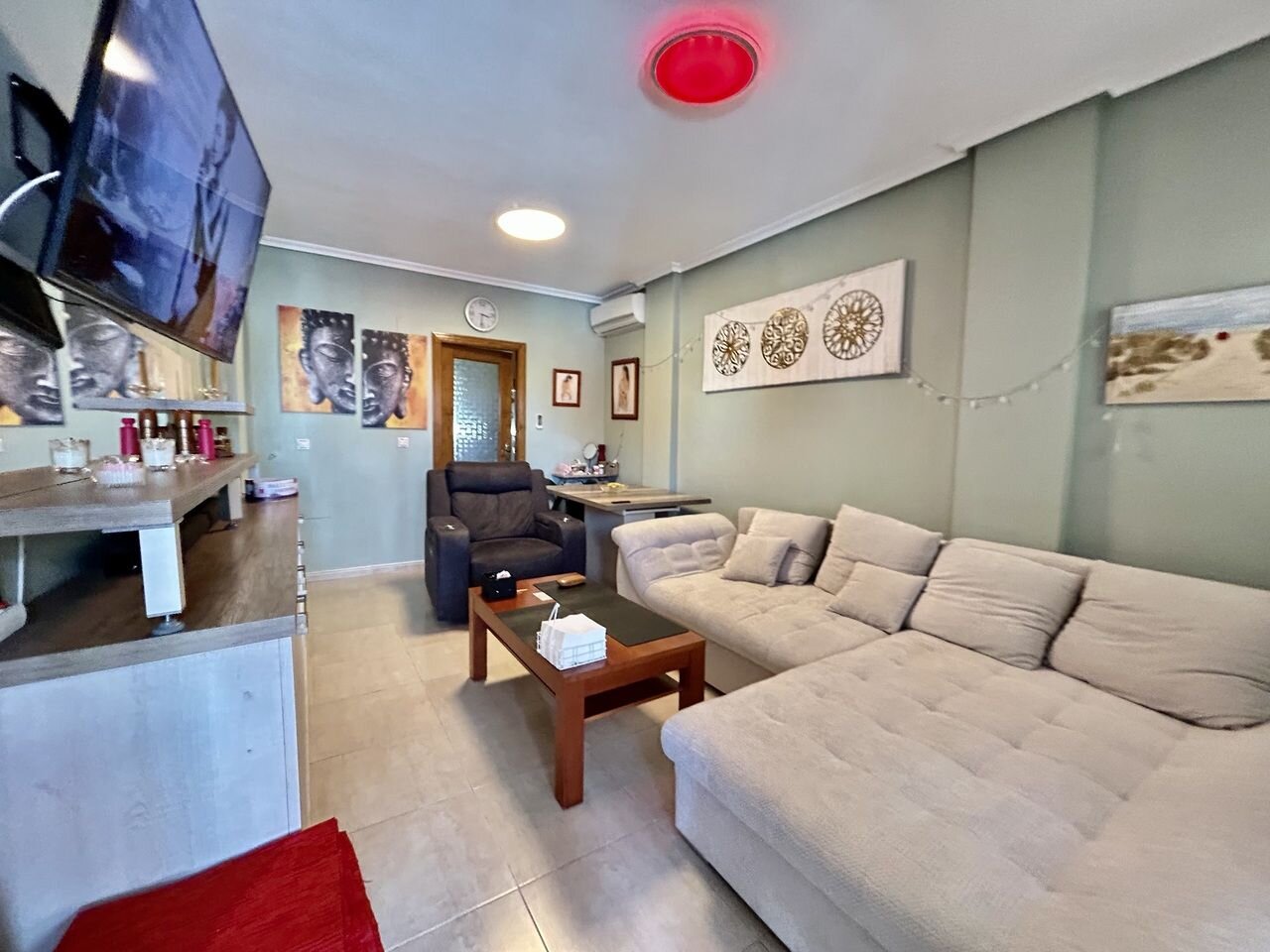2-Bedroom Apartment in La Siesta, Torrevieja - Image 9