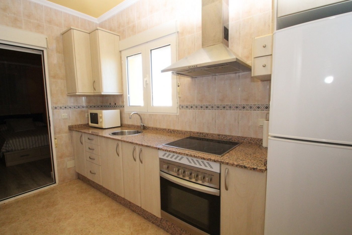 5-Bedroom Villa in Cabo Roig - Image 25