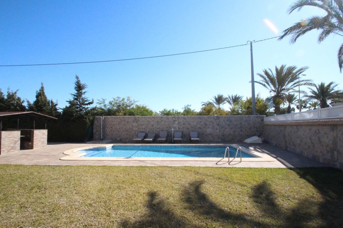 5-Bedroom Villa in Cabo Roig - Image 35