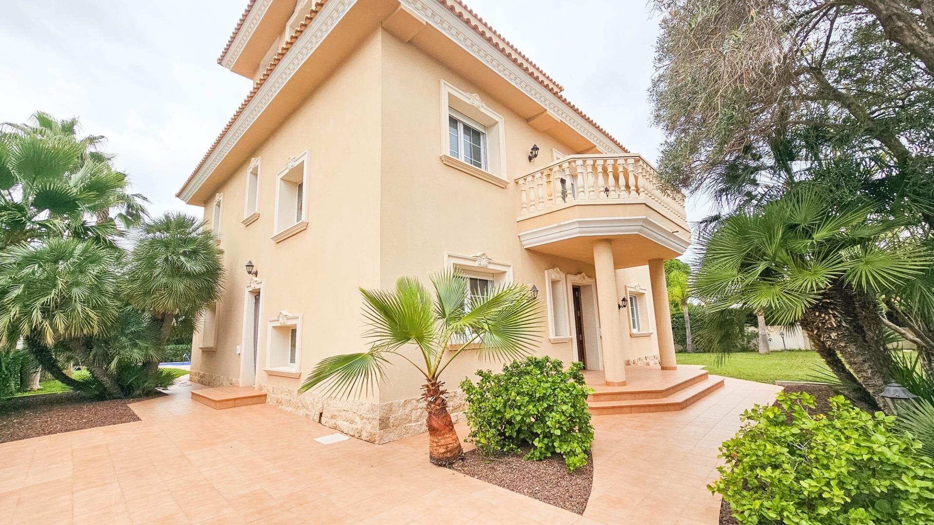 7-Bedroom Villa in Cabo Roig, Cabo Roig - Image 1