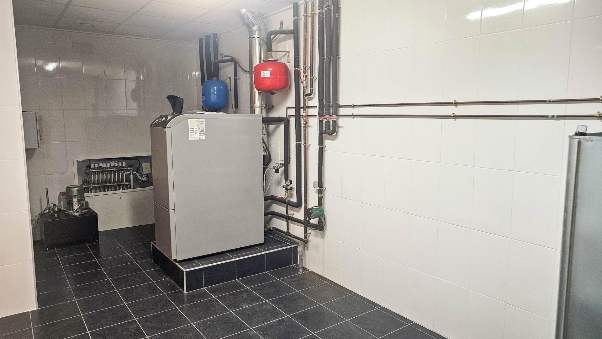 7-Bedroom Villa in Cabo Roig - Image 47