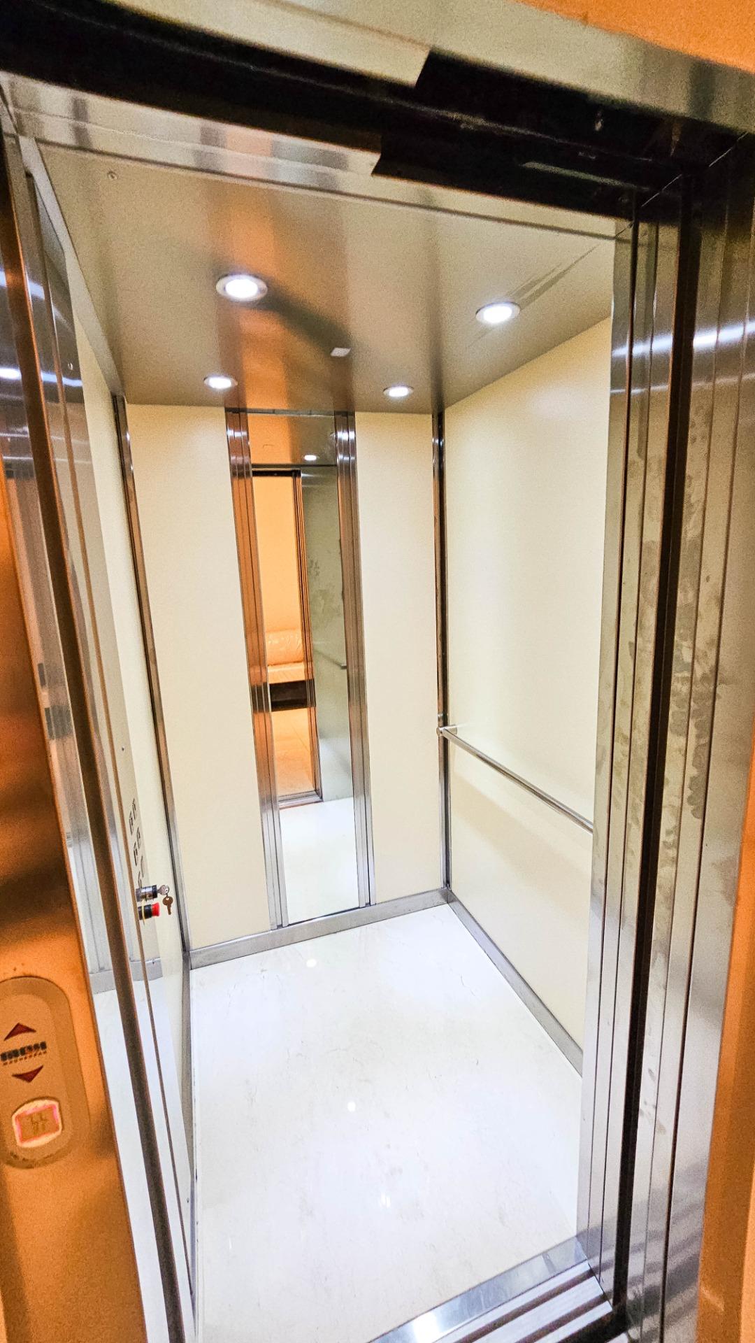 7-Bedroom Villa in Cabo Roig - Image 50