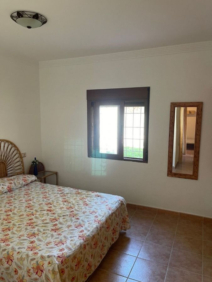 3-Bedroom House in Lomas de Cabo Roig, Orihuela Costa - Image 10