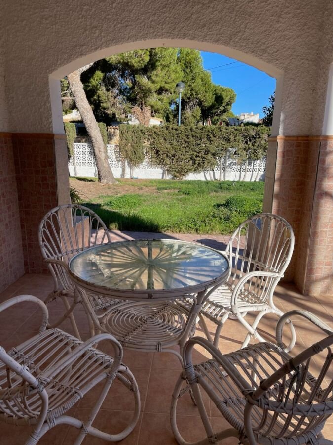 3-Bedroom House in Lomas de Cabo Roig, Orihuela Costa - Image 4