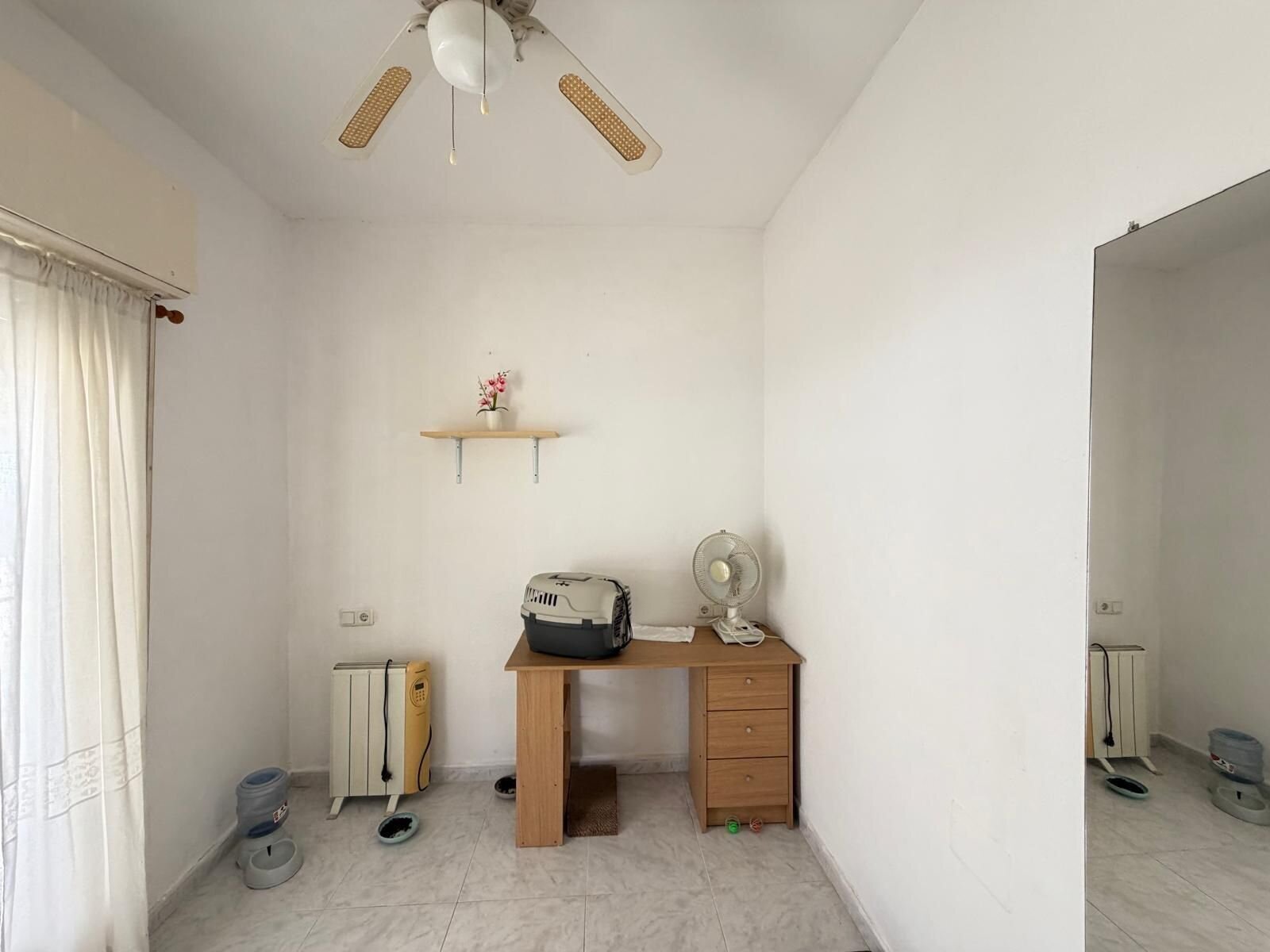 2-Bedroom House in Carrefour, Torrevieja - Image 11