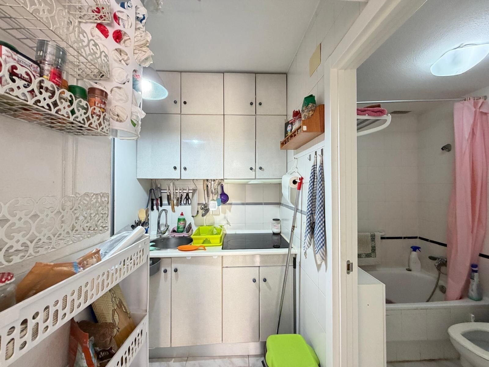 2-Bedroom House in Carrefour, Torrevieja - Image 18