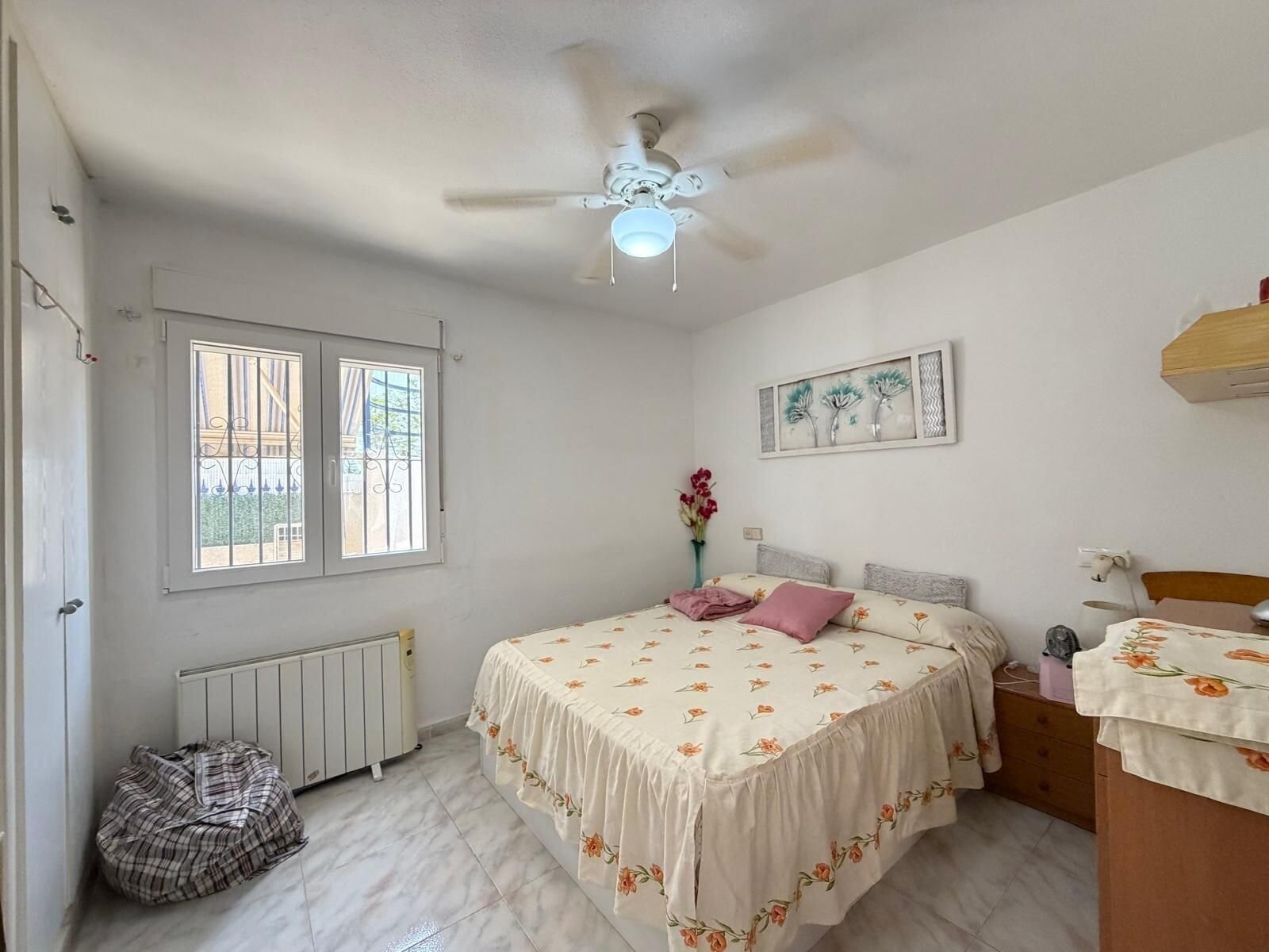 2-Bedroom House in Carrefour, Torrevieja - Image 26