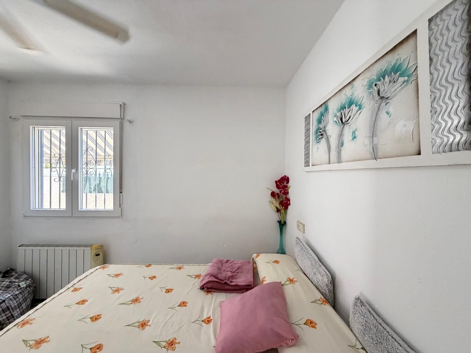 2-Bedroom House in Carrefour, Torrevieja - Image 30